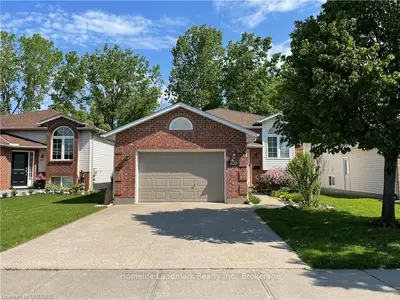 8155 ORCHARD GROVE Parkway, Niagara Falls, ON L2H 3E8