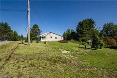 75 NORTH RIVER Road, Unorganized Townships, ON P0H 2A0