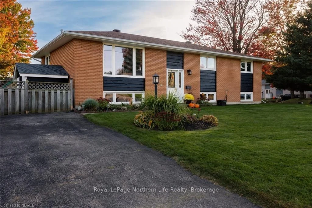 Detached in North Bay