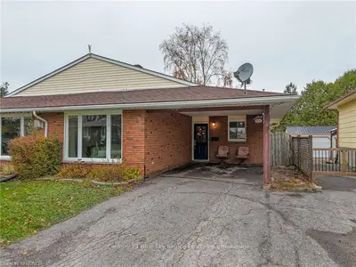 Semi-Detached in North Bay