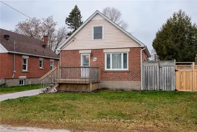 845 Ann Street, North Bay, On P1b 5m2