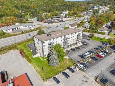 Condo Apartment in North Bay