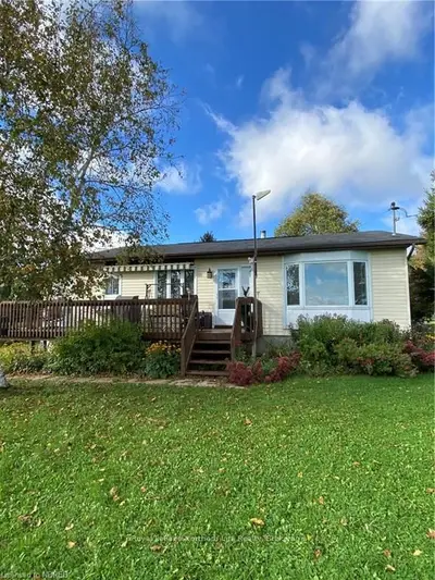 Detached in Calvin