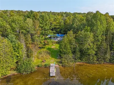 Detached in North Bay