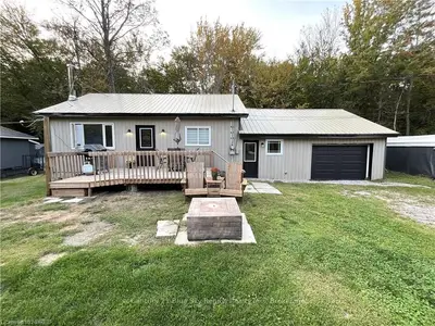 Detached in North Bay