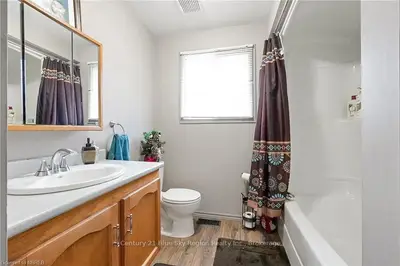 111 Greenwood Drive, Bonfield, On P0h 1e0