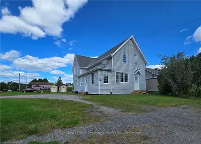 Detached in West Nipissing