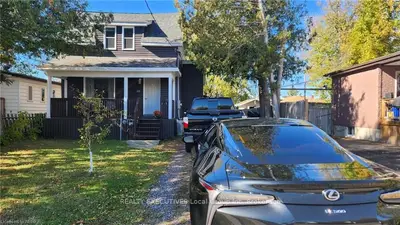 Detached in North Bay