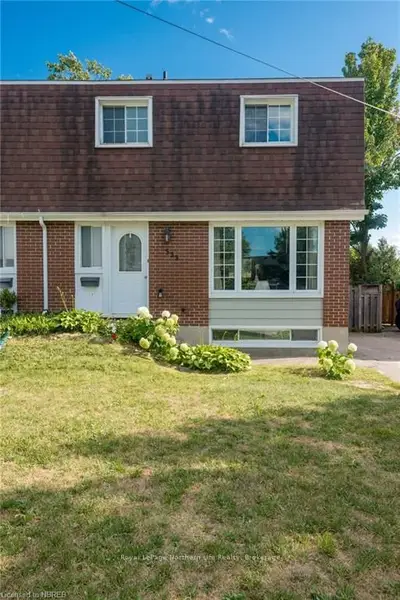 Semi-Detached in North Bay