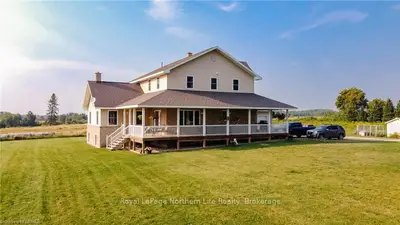 Detached in Chisholm