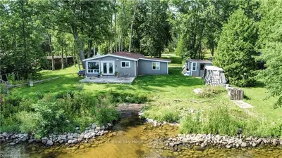 Detached in North Bay