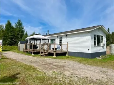 MobileTrailer in North Bay