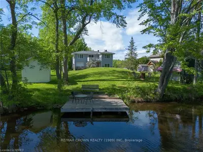 #b 48 Riverbend Road, North Bay, On, P1b 8z4