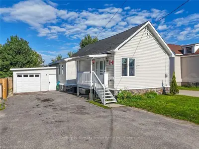 653 Douglas Street, North Bay, On P1b 5n9
