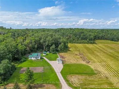 1354 Memorial Park Drive, Chisholm, On P0h 1z0