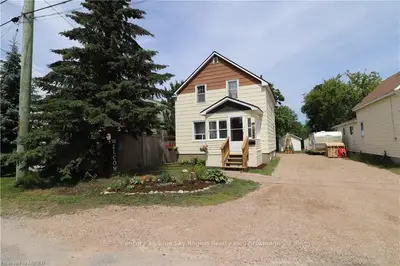 1232 Hammond Street, North Bay, On P1b 2j3