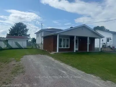 327 Belanger Street, West Nipissing, On P2b 3c5