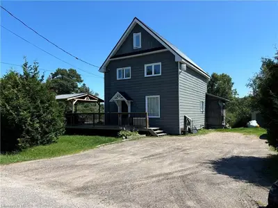 136 Arthur Street, Powassan, On P0h 2l0
