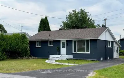215 Terrace Lawn Drive, North Bay, On P1b 7p5