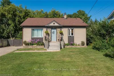 1749 O'brien Street, North Bay, On P1b 5y5