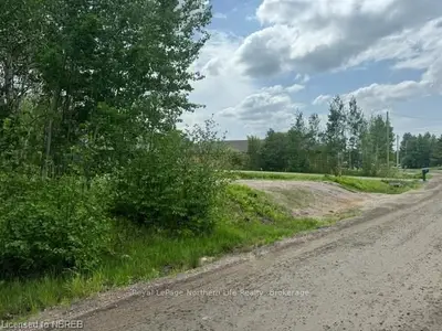 518 Champagne Road, West Nipissing, On P2b 2l9