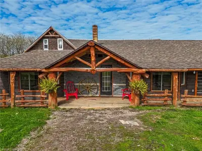 1415 Papineau Road, Papineau-cameron, On P0h 1v0