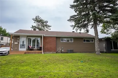 855 Pinewood Road, North Bay, On P1b 4p1
