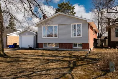 24 Mercer Drive, North Bay, On P1a 2n7
