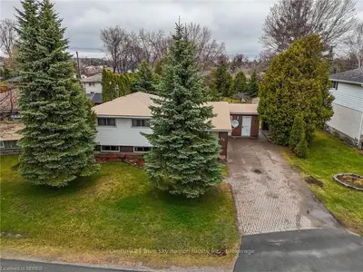 76 Barrington Street, Greater Sudbury, On P3a 1a7