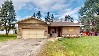 53 Ridgemount Drive, East Ferris, On P0h 1k0
