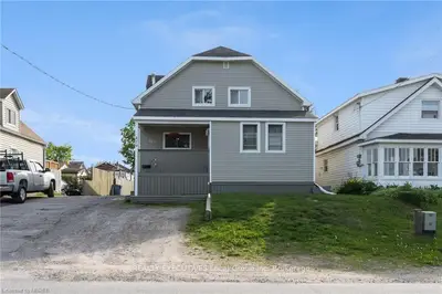 479 York Street, North Bay, On P1b 1v7