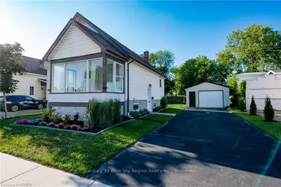 1550 Cassells Street, North Bay, On P1b 4c4
