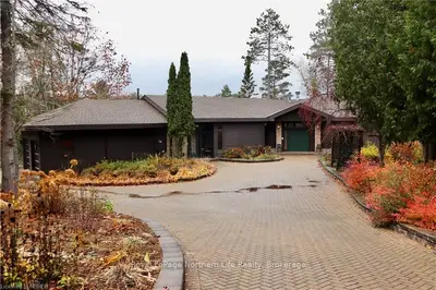 1050 HWY 17, North Bay, ON, P1B 8G4