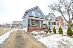 339 Fifth Avenue W, North Bay, On P1b 3n9