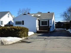 50 GLADSTONE Avenue, North Bay, ON P1A 2L3
