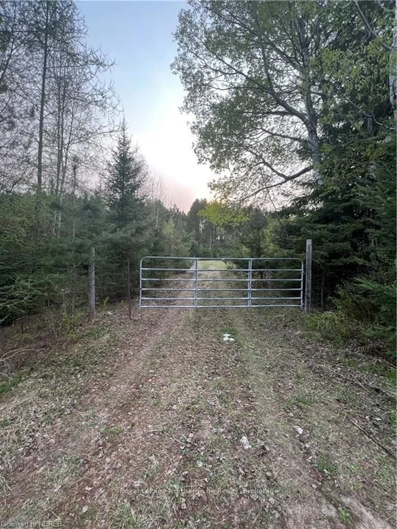 140b Beachey Drive, Parry Sound Remote Area, On P0h 2l0