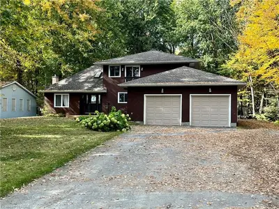 585 JOCKO POINT Road, North Bay, ON P1B 8G5