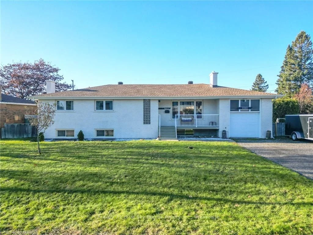 2560 Sandra Avenue, North Bay, On P1b 7w8