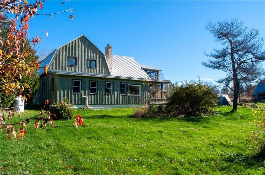 996 Grand Desert Road, Bonfield, On P0h 2e0
