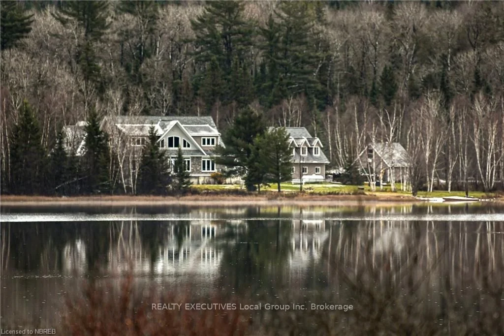 179 EARLS LAKE Road, Papineau-Cameron, ON P0H 1V0
