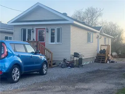 230 FOURTH Street, Mattawa, ON P0H 1V0