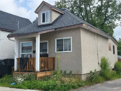 260 FOURTH Avenue W, North Bay, ON P1B 3M9