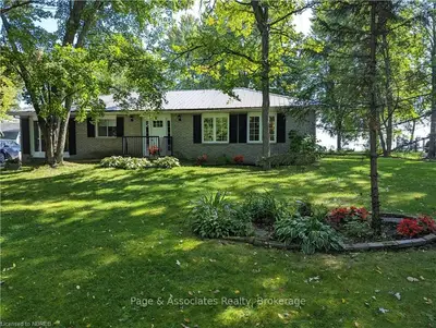 1567 JOCKO POINT Road, North Bay, ON P1B 8G5