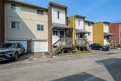 850 LAKESHORE Drive 18, North Bay, ON P1A 2G8