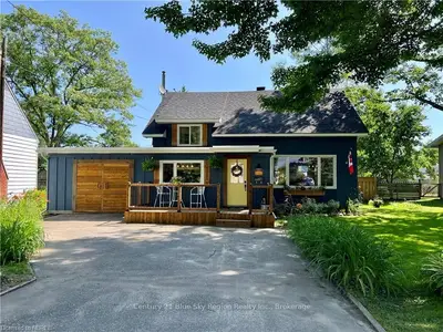166 CAMPBELL Avenue, North Bay, ON P1A 1W3