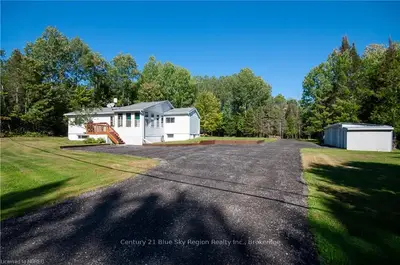 398 MACPHERSON Drive, East Ferris, ON P0H 1K0