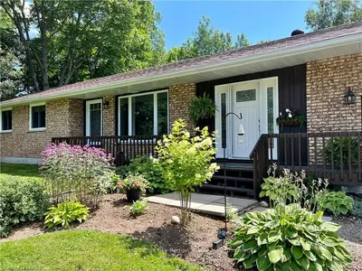 41 CATHERINE Drive, East Ferris, ON P0H 1B0
