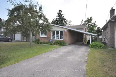 231 MULLIGAN Street, North Bay, ON P1A 3P4