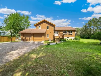 56 Howard Street, South River, ON P0A 1X0