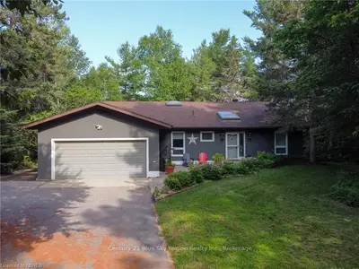 302 SILVER LADY Lane, North Bay, ON P1B 8G4